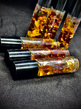 Load image into Gallery viewer, Flavored Lip Oils (10ml)
